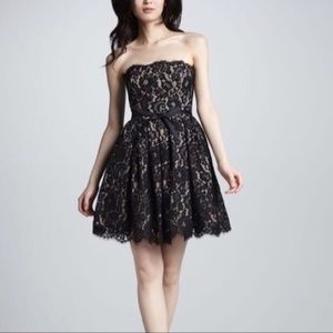 • Romantic Black Lace Strapless Dress •